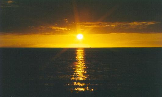 Kona Sunset...this page refreshes every 5 minutes